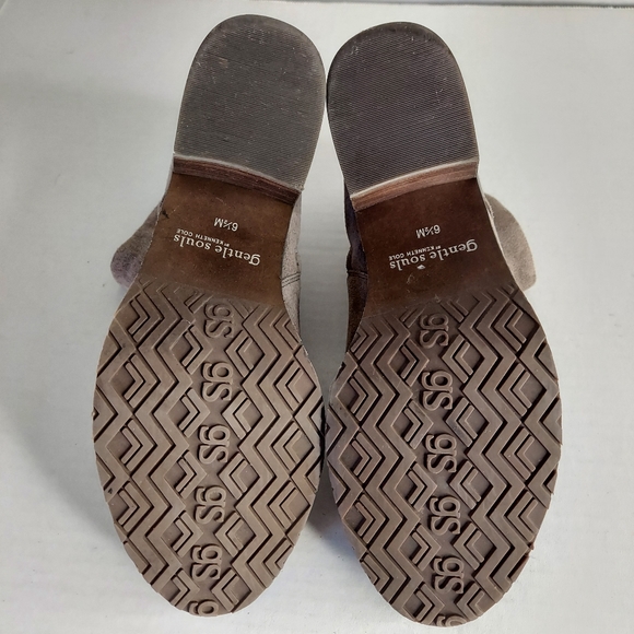 Gentle Souls by Kenneth Cole Blane Ankle Boots - Picture 11 of 16